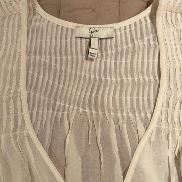 Joie Silk top. Never worn. Size large. - Picture 2 of 5